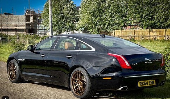 jaguar xj saloon