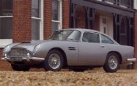 aston martin DB5