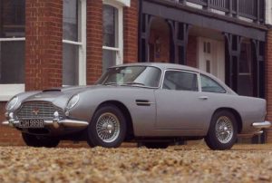 aston martin DB5