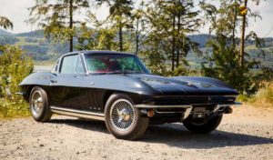 Chevrolet Corvette C2 Stingray