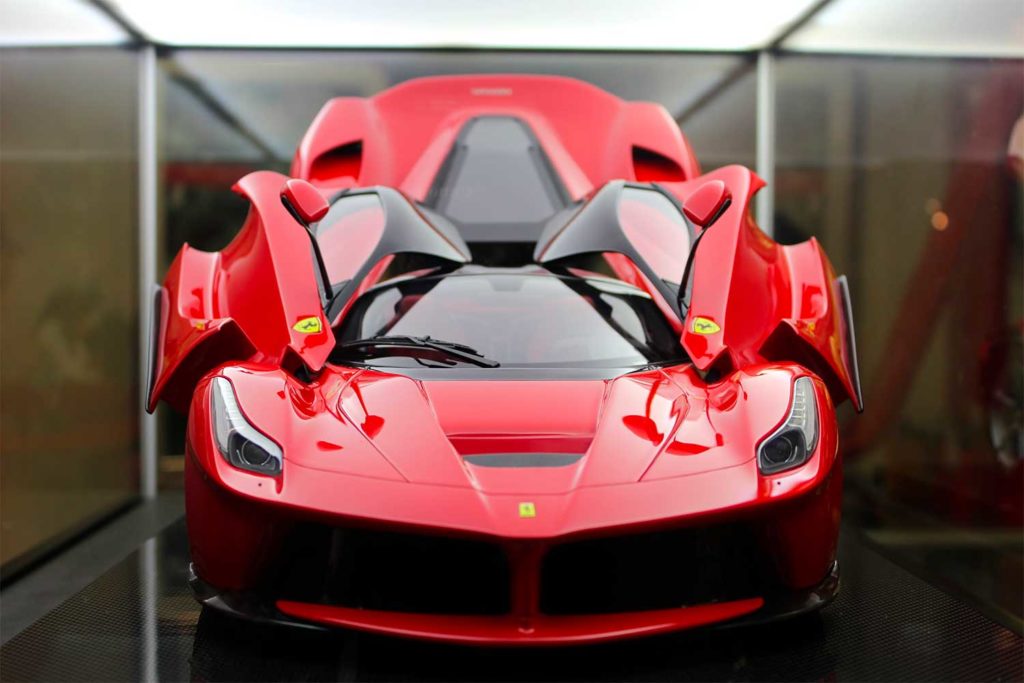 Personnalisation voiture de luxe